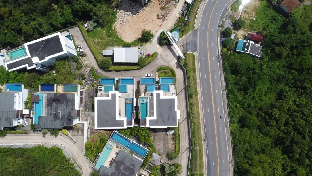 Kamala Falls - Contemporary Three Bedroom Apartment with Private Pool and Sea Views For Rent 3