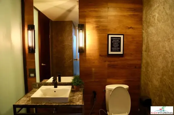 Quad Silom - Large Classy One Bedroom Condo with Extras for Rent in Chong Nonsi 2
