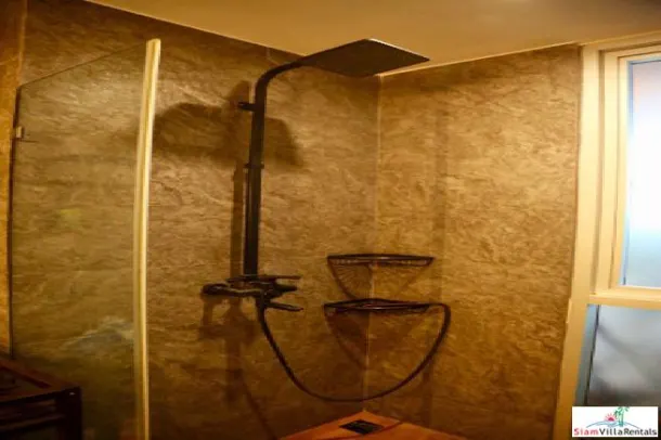 Quad Silom - Large Classy One Bedroom Condo with Extras for Rent in Chong Nonsi 3