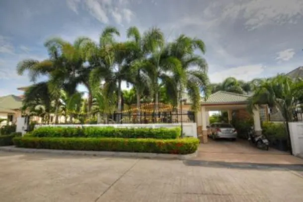 3-bed Villa for sale in North Hua Hin — 3-bedroom villa · North Hua Hin