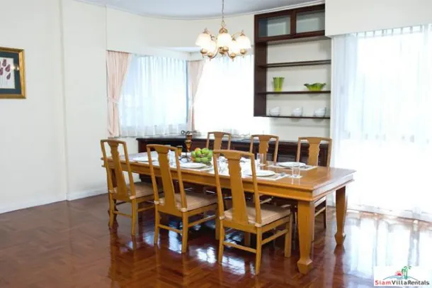 Spacious Four Bedroom Apartments for Rent at Sukhumvit 7 2