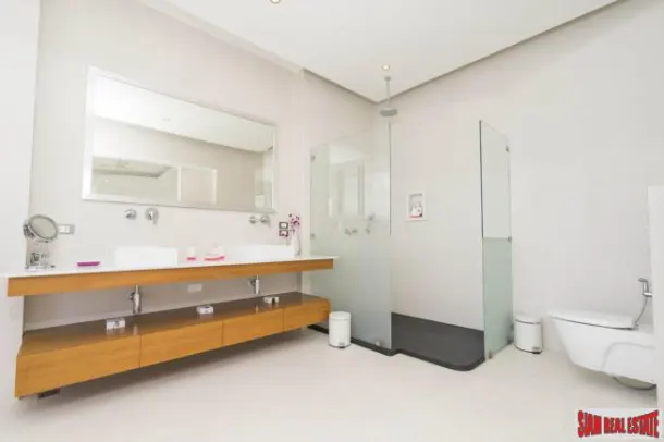 6-bed Villa for sale in Chaweng — 6-bedroom villa · Chaweng