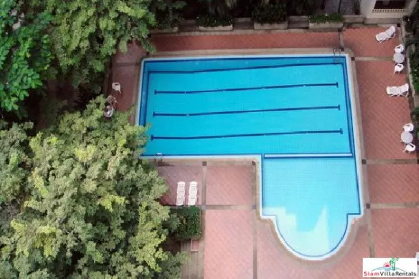 Saranjai Mansion - Impressive 3 Bedroom Sukhumvit Condo with Scenic Roof Garden for Rent 2