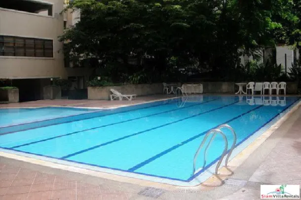 Saranjai Mansion - Impressive 3 Bedroom Sukhumvit Condo with Scenic Roof Garden for Rent 3