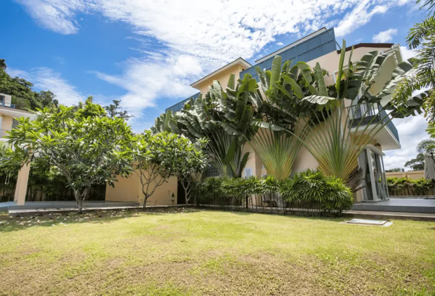 Sea View 4-Bedroom Pool Villa for Rent in Chalong 2