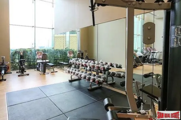 Magnolias Waterfront Residences - Sensational River Views from this One Bedroom Condo for Rent on Charoen Nakhon Road 4