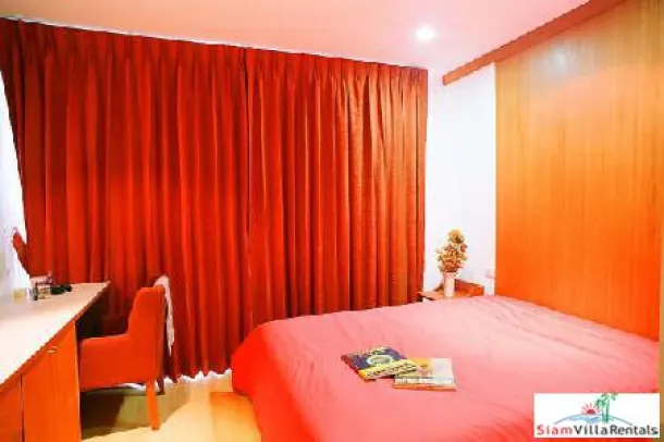 Silom Grand Terrace - Stunning Modern Two Bedroom Apartment a Short Stroll to Lumpini Park and both BTS &amp; MRT Stations 3