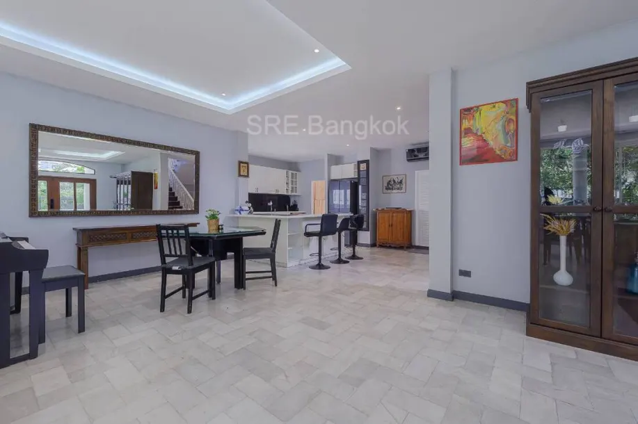 Detached house 5 Beds 3 Baths with Large Garden For Rental In Secure Compound In On nut, Bangkok 2