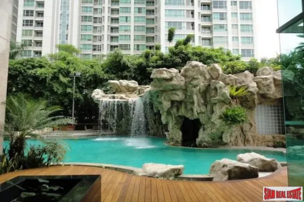 The Park Chidlom - Two Bedroom, Three Bath + Maids Quarters for Rent in Super Luxury Building 3
