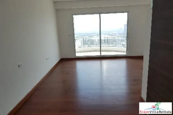 Supalai Prima Riva - Luxurious and Very Spacious Four Bedroom with Fantastic Chao Phaya River Views in Chong Nonsi 3
