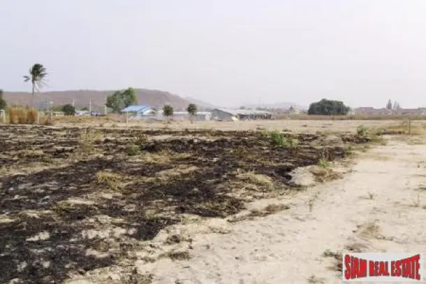Plot of Land Near Golf Course for sale ready to be build on. 3