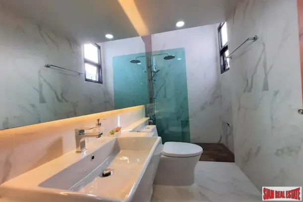 Contemporary Three Bedroom House with Roof Terrace &amp; Pool for Sale in Ao Nang, Krabi 3