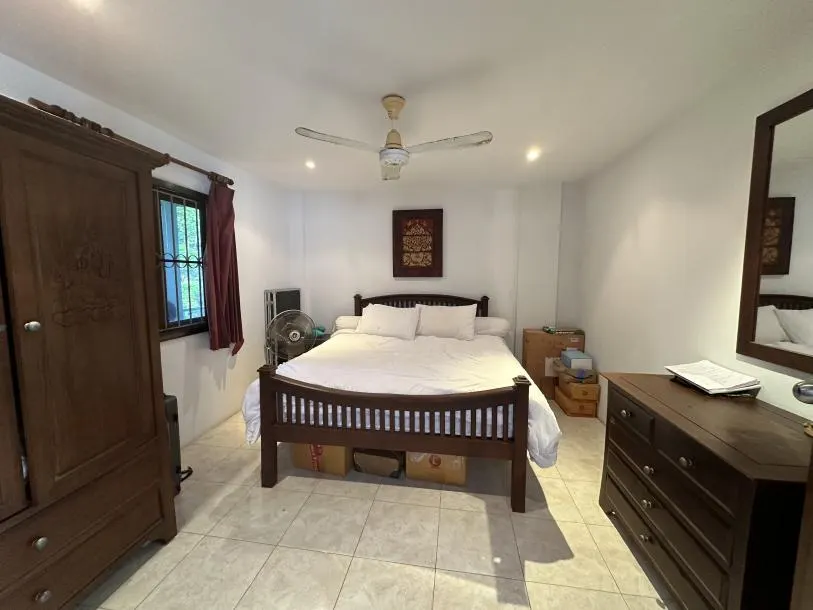 Spacious 2 Bed 1 Bath 104 Sqm Seaview apartment in Patong just 15 mins walk to the beach 2