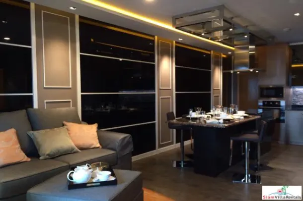 Skywalk Condo - Fantastic City Views from this Contemporary Two Bedroom Condo in Phra Khanong 3
