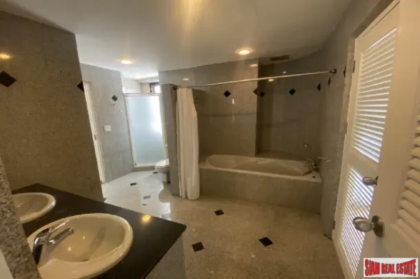 Charoenjai Place - 4 Bedroom Condo for Rent in Ekkamai 2