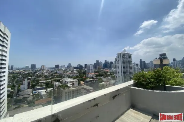 Charoenjai Place - Luxurious 3 Bedroom Condo for Rent in Ekkamai 3