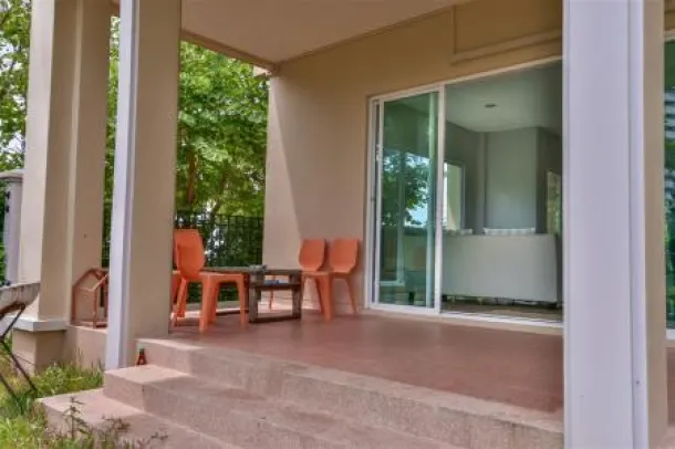 TUSCANY VILLAS : Beautiful Scenery Beachfront Premium Villa 4
