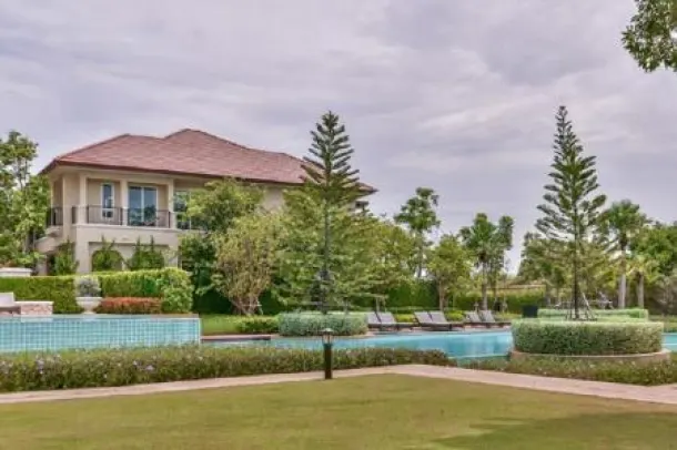 3-bed Villa for sale in North Hua Hin — 3-bedroom villa · North Hua Hin