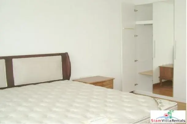 Baan Siri Sukhumvit 13 - Nice Three Bedroom Condo for a Good Price at Asoke BTS 3