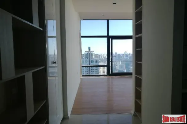 Circle Living Prototype - Three Bedroom Condo for Rent with partly furnished. 3
