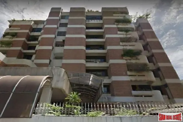 Jamy Twin Mansion - 3 Bedroom and 3 Bathroom Condominium for Rent in Phrom Phong Area of Bangkok 2