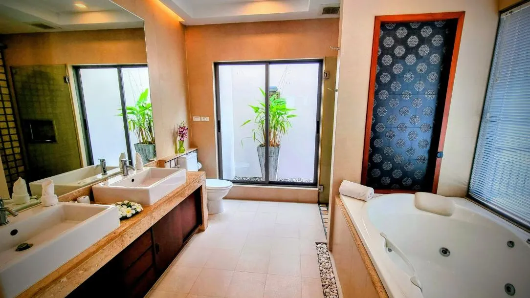 Baan Wana - Spacious Modern Home with a Private Pool for long-term rent 5 mins to Headstart Cherngtalay School 2