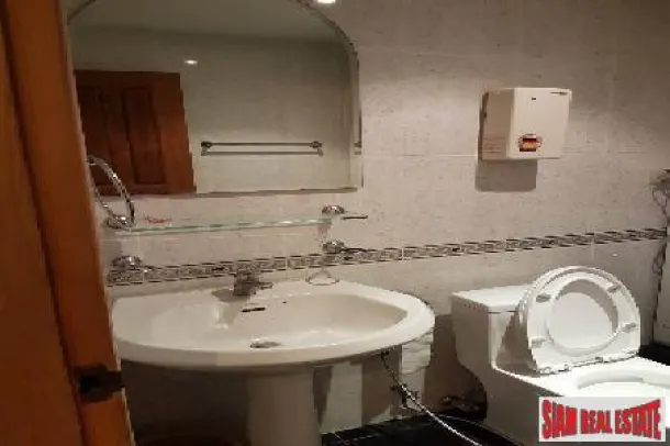 Liberty Park 2 Sukhumvit - Large 2 Bed Condo in Great Location off Soi 11 Sukhumvit 2