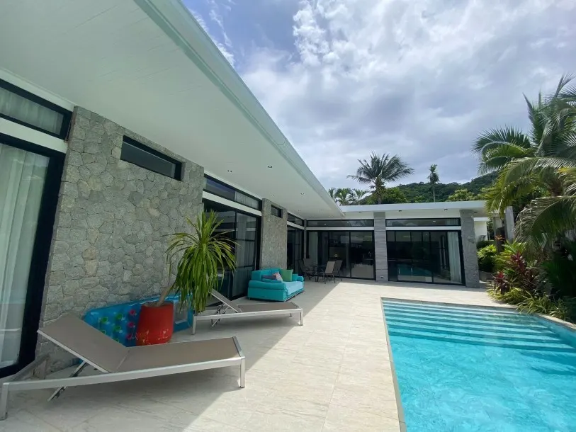 Modern Luxury 3 Bed 4 Bath Pool villa in a Quiet Area in Rawai // 10 mins to the beaches 3