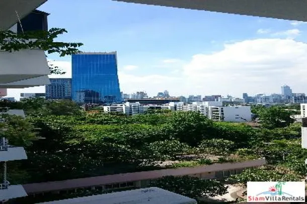Siam Penthouse ll - City Views from this Newly Renovated Three Bedroom Condo in Silom, Sathorn 4