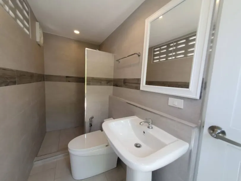 Mali Residence - Stylish 4-Bedroom Pool Villa for Rent 4