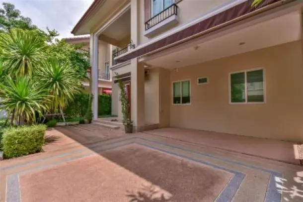TUSCANY VILLAS : Beautiful Scenery Premium Villa 3