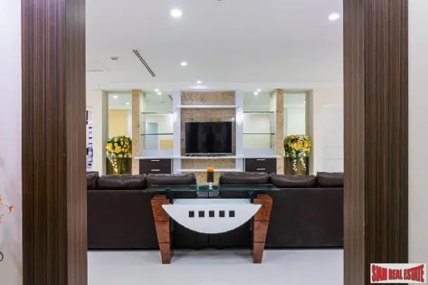 President Park Condominiums in Sukhumvit 24 - 3 Bedrooms and 3 Bathrooms in Phrom Phong Area of Bangkok 4