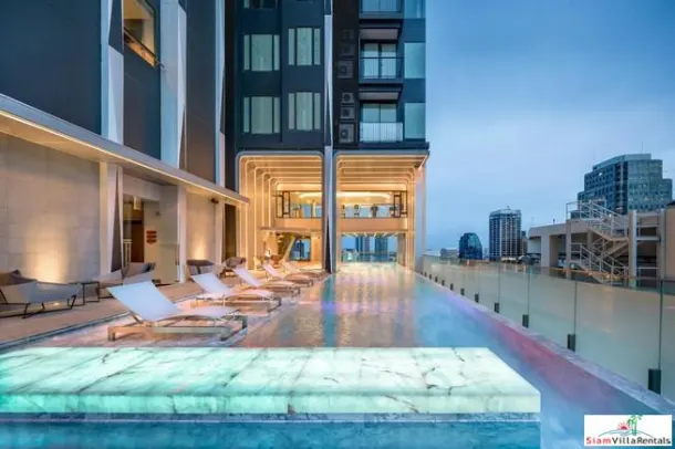 EDGE Sukhumvit 23 - Two Bedroom Corner Condo on 34th Floor in Asok for Rent 2
