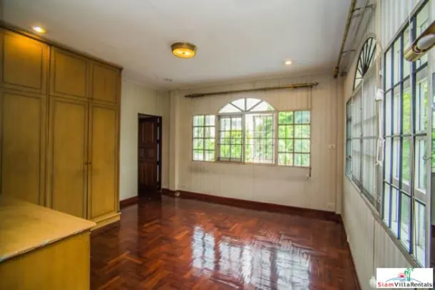 Two Storey Six Bedroom House with Large Parking Facilities in Ekkamai 2