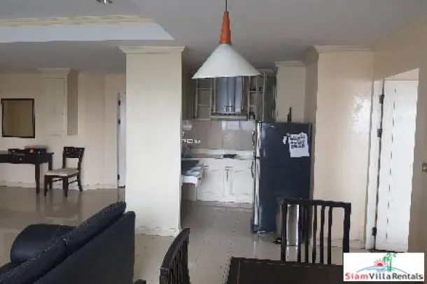 Witthayu Complex - Large Two Bedroom Condo near BTS Phloen Chit 3