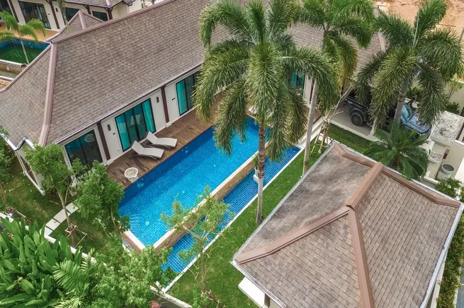 Deluxe Pool Villa Three Bedroom Three Bathroom in CherngTalay 3
