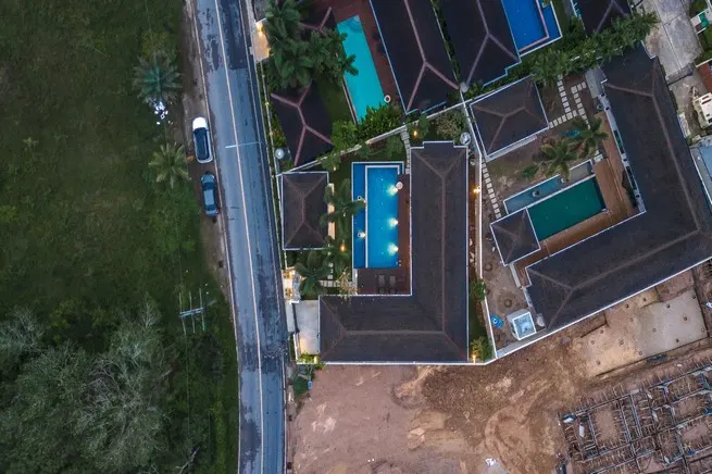 Deluxe Pool Villa Three Bedroom Three Bathroom in CherngTalay 4