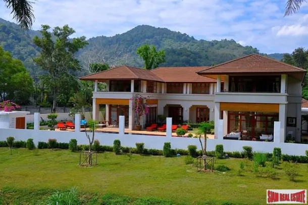 Loch Palm Villa - Luxury and Spacious House for Rent in Kathu 2