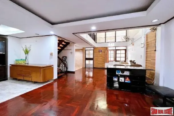 5-bed Villa for rent in Phrom Phong — 5-bedroom villa · Phrom Phong