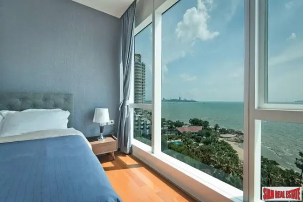 New Luxuriouse Modern Highrise Condo on Wongamat-Absolute Beachfront on Wongamat Beach 3