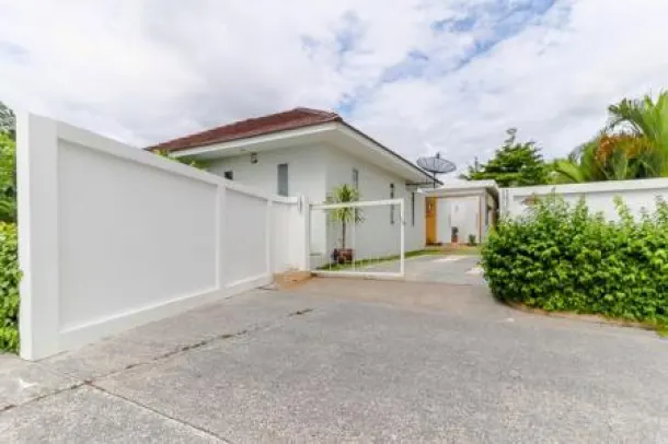 WHITESTONE VILLAS : Good Quality 3 Bed Pool Villa 4