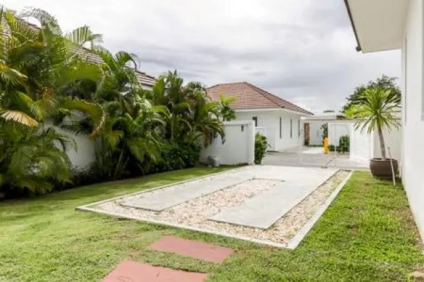 WHITESTONE VILLAS : Good Quality 3 Bed Pool Villa 3