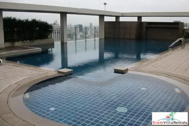2 bedrooms condo with lake view Asoke/Sukhumvit BTS and MRT station. 3