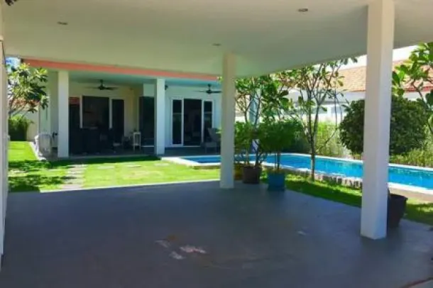 Baan Yu Yen - Pool Villas For sale between Hua Hin and Pranburi 2