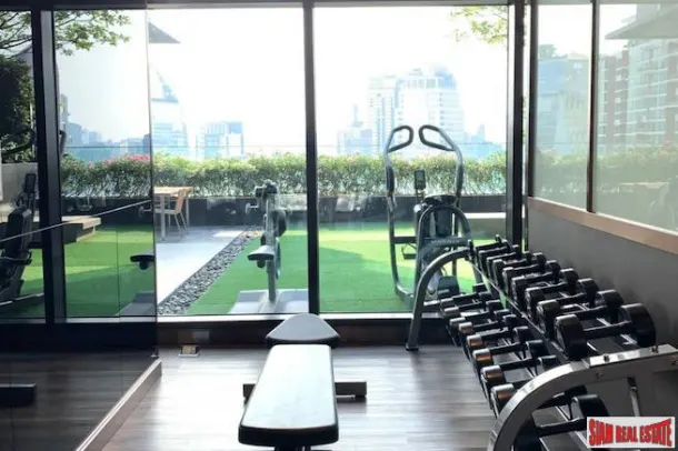 Rhythm Ekkamai - Newly Renovated & Spacious Three Bedroom Condo on the 30th Floor for Rent 4
