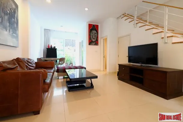 Baan Klang Muang S-Sense - Three Bedroom Three Storey Corner Home Perfect for a Family in Khwaeng Wang Thonglang 4