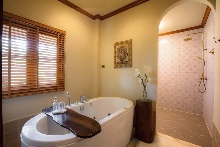 5 Bedrooms 6 Bathrooms Pool Villa in Chalong with Panoramic Mountain Views and a Direct Sightline to Phuket's iconic Big Buddha 3