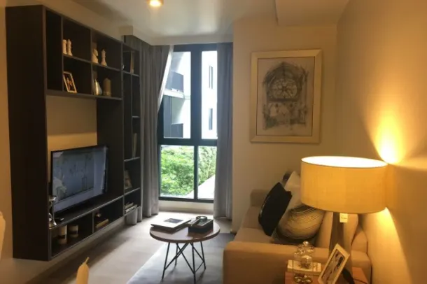 Maestro 02 Ruamrudee - Fully Furnished Two Bedroom and Pet Friendly Condo for Rent in Phloen Chit 2