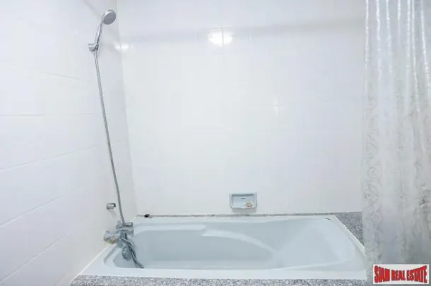 Liberty Park 2 - Large Furnished Two Bedroom Condo for Rent near BTS Nana 3