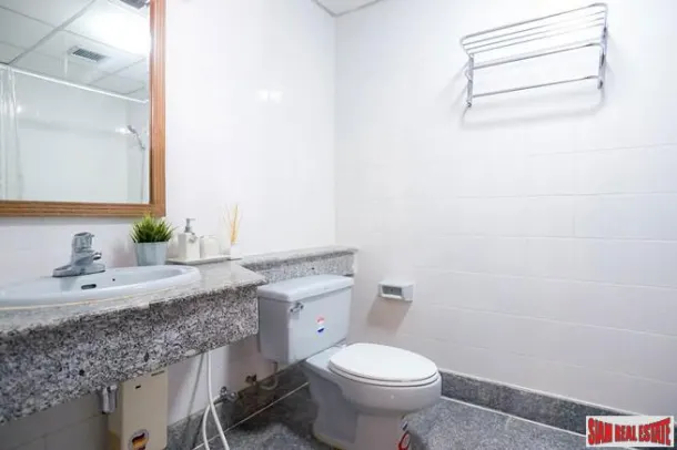 Liberty Park 2 - Large Furnished Two Bedroom Condo for Rent near BTS Nana 4